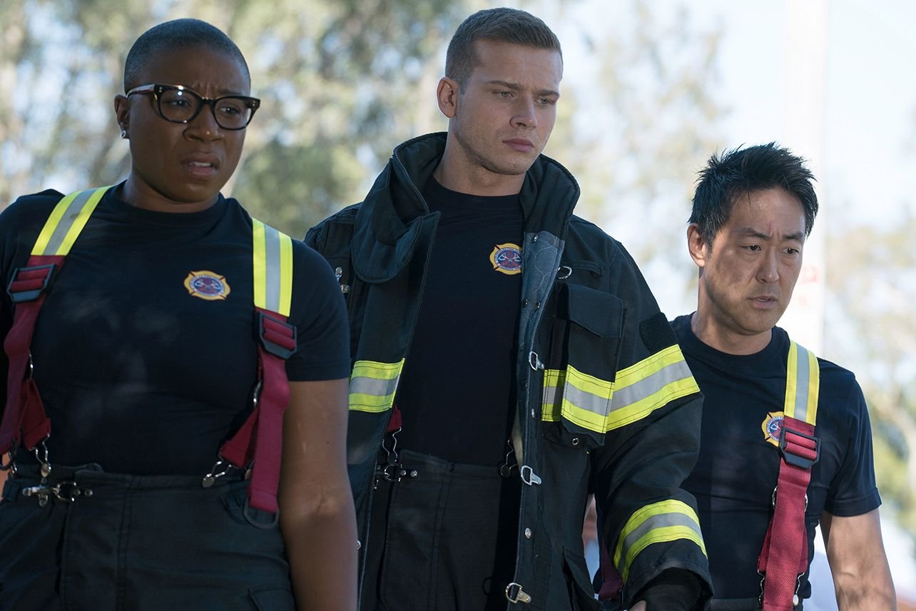 ‘9-1-1’:-elenco-compartilha-video-comemorando-a-nova-temporada.-confira!