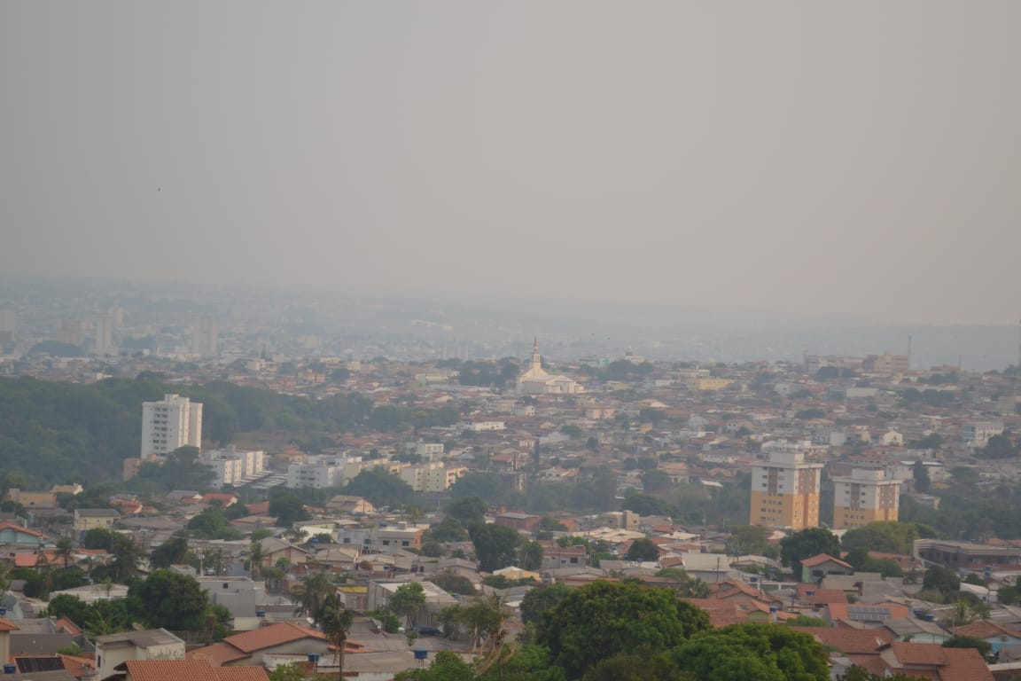 temperaturas-caem-e-termometros-ficam-abaixo-de-19o-c-em-goias-na-quinta-(25):-veja-cidades-mais-frias