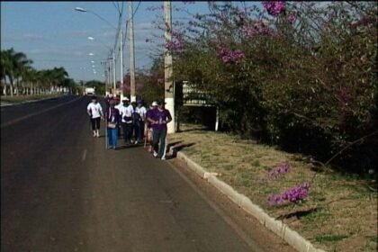 barracas-de-apoio-aos-romeiros-comecam-a-funcionar-nesta-sexta-na-br-365-em-patos-de-minas