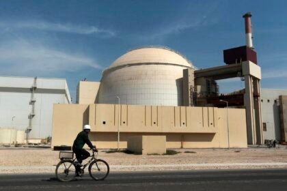 ira-inicia-construcao-de-novo-reator-nuclear