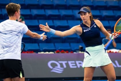 luisa-stefani-conquista-torneio-de-duplas-do-wta-1000-de-doha