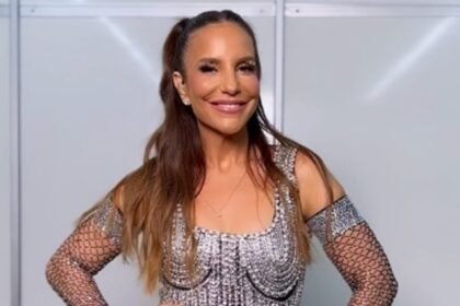 ivete-sangalo-relata-como-lidou-com-a-menopausa-e-relata-sintomas:-“e-preciso-viver-as-situacoes”