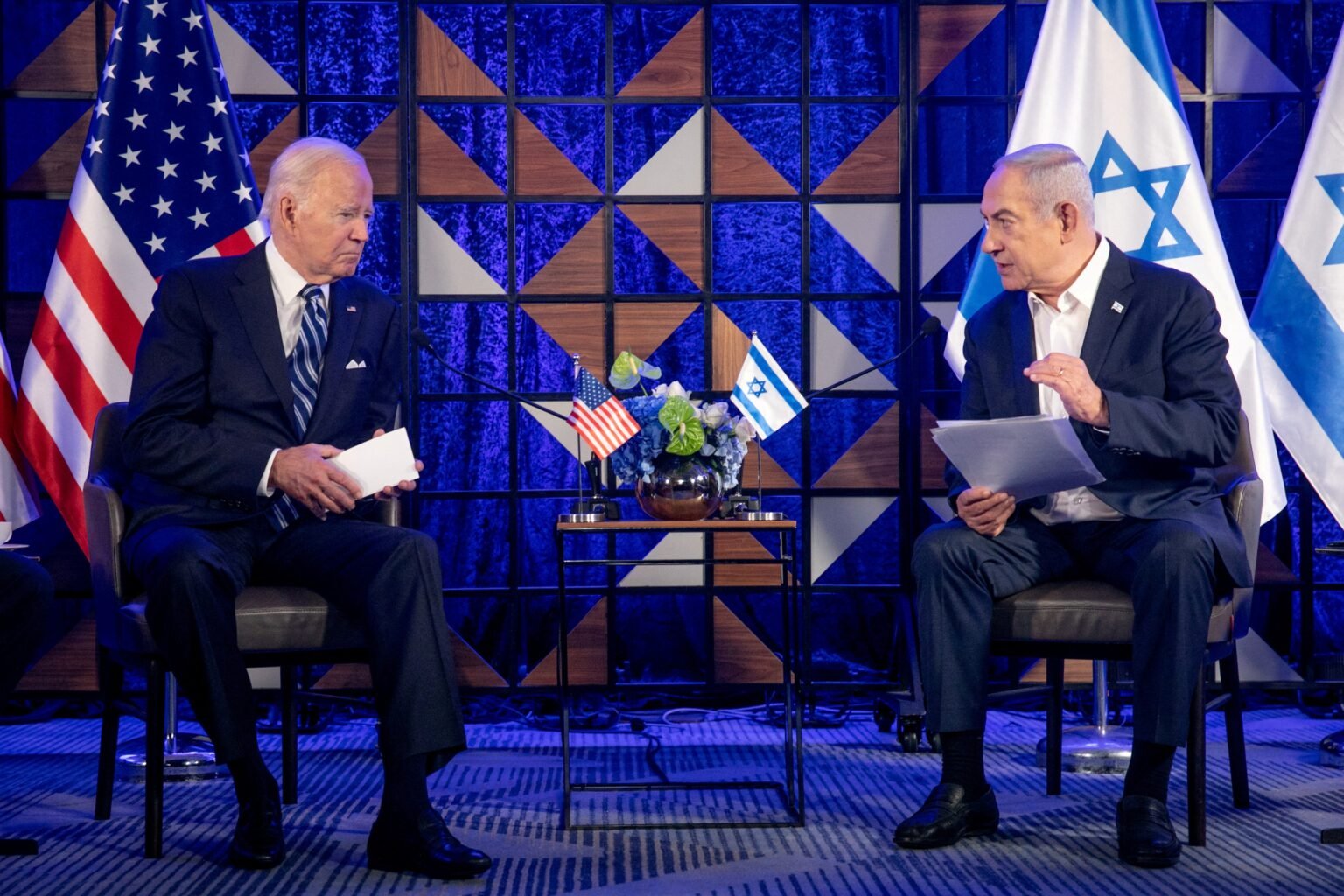 biden-diz-a-netanyahu-que-morte-de-funcionarios-de-ong-na-faixa-de-gaza-e-‘inaceitavel’