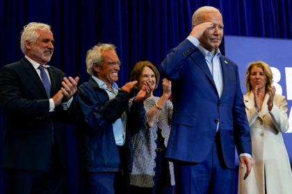 familia-dividida:-15-parentes-de-kennedy-apoiam-joe-biden,-mesmo-com-candidatura-de-robert-kennedy-jr.