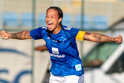 byanca-brasil-comanda-goleada-do-cruzeiro-sobre-o-atletico-mg