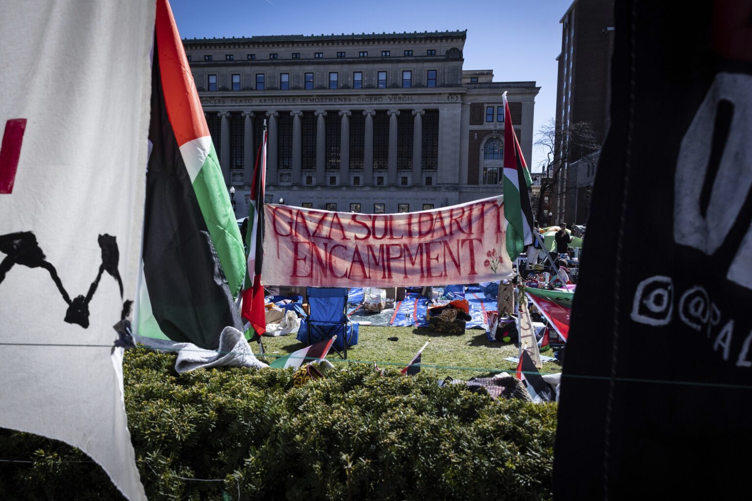 protestos-pro-palestina-se-espalham-pelas-universidades-americanas-e-viram-tema-eleitoral-para-biden-e-trump