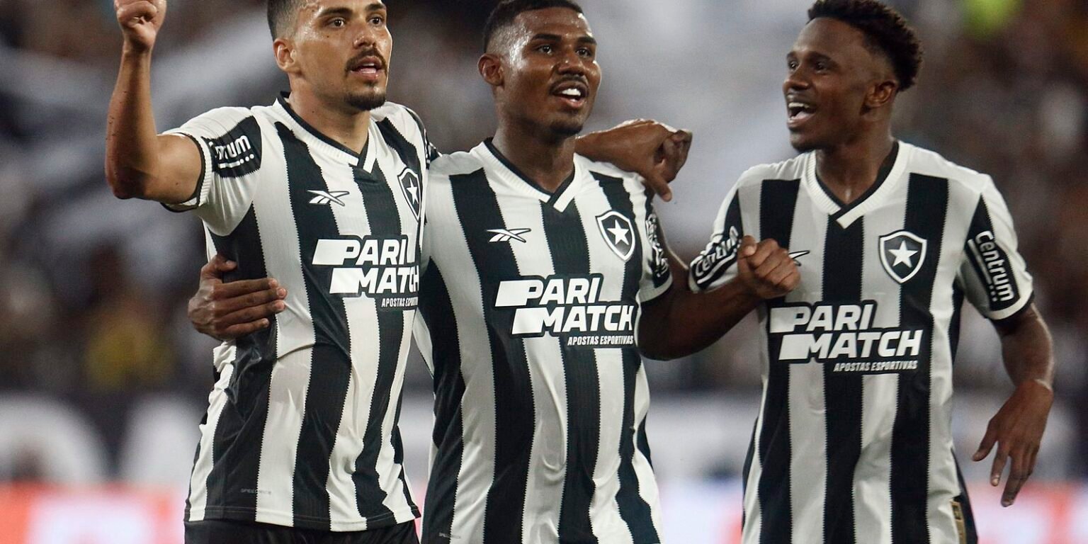 botafogo-supera-vitoria-para-abrir-vantagem-na-copa-do-brasil