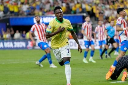 vinicius-junior-brilha-e-brasil-derrota-paraguai-na-copa-america