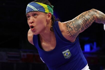 bia-ferreira-vence-mais-uma-e-garante-ao-menos-o-bronze-em-paris