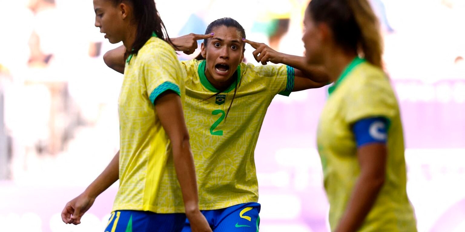 futebol-feminino-perde-para-a-espanha,-mas-avanca-para-as-quartas