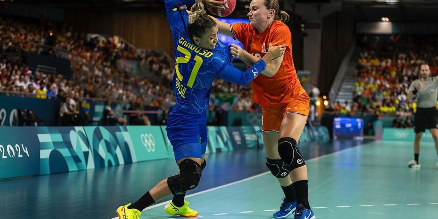 handebol-feminino:-brasil-perde-para-holanda-e-se-complica-em-paris