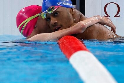 nadador-gabriel-araujo-conquista-1o-ouro-do-brasil-na-paralimpiada