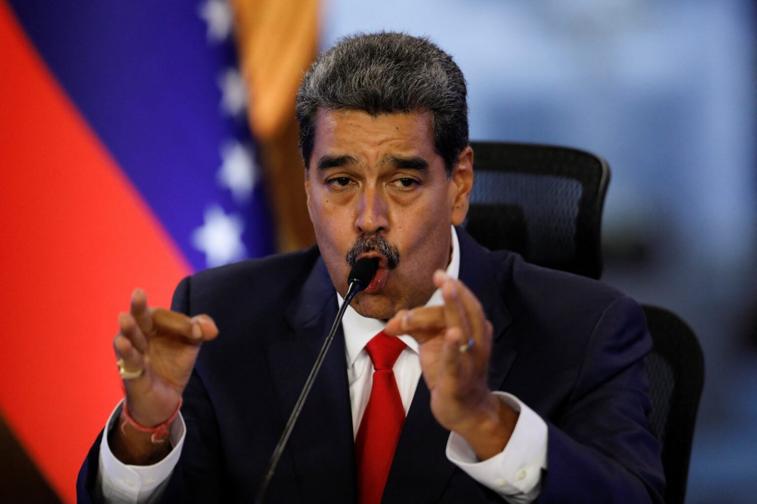 maduro-da-72-horas-para-tiktok-retirar-desafios-do-ar-apos-mortes-de-duas-criancas-na-venezuela