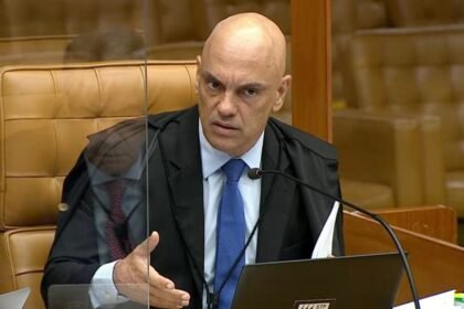 moraes-compartilha-investigacao-do-golpe-com-o-inquerito-das-fake-news