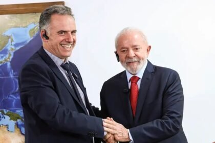 em-brasilia,-lula-recebe-yamandu-orsi,-o-presidente-eleito-do-uruguai