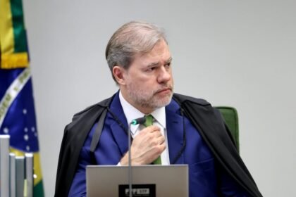 toffoli:-liberdade-de-expressao-absoluta-protegeria-o-pm-que-arremessou-homem-de-uma-ponte