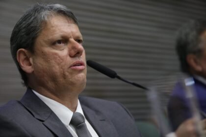 cameras-corporais-da-pm-compradas-por-tarcisio-nao-atendem-as-determinacoes-do-stf,-diz-usp