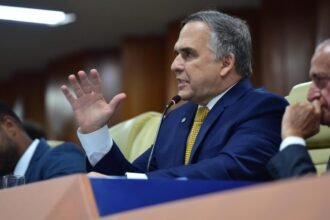 em-meio-a-tensao-com-vereadores,-mabel-e-chamado-para-apresentar-balanco-fiscal