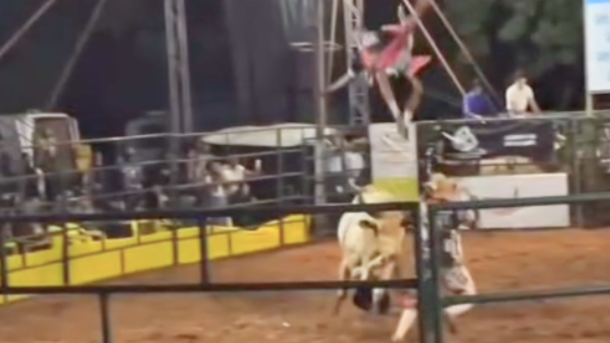 cena-inusitada-transforma-salva-vidas-em-estrela-de-rodeio-no-mato-grosso;-video