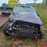 bebe-de-6-meses-morre-apos-ser-arremessado-para-fora-de-carro-que-capotou-em-goias