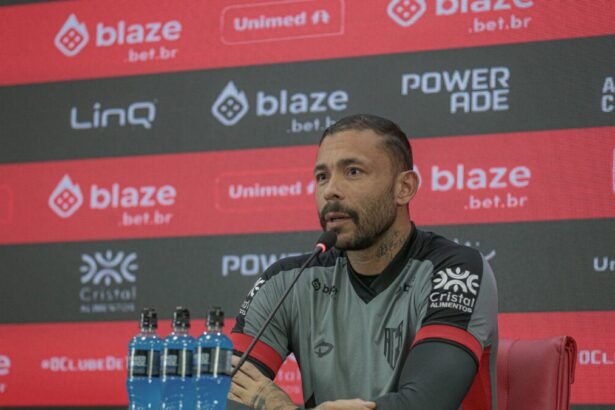 vladimir-pede-casa-cheia-e-espera-postura-diferente-do-atletico-contra-o-novorizontino