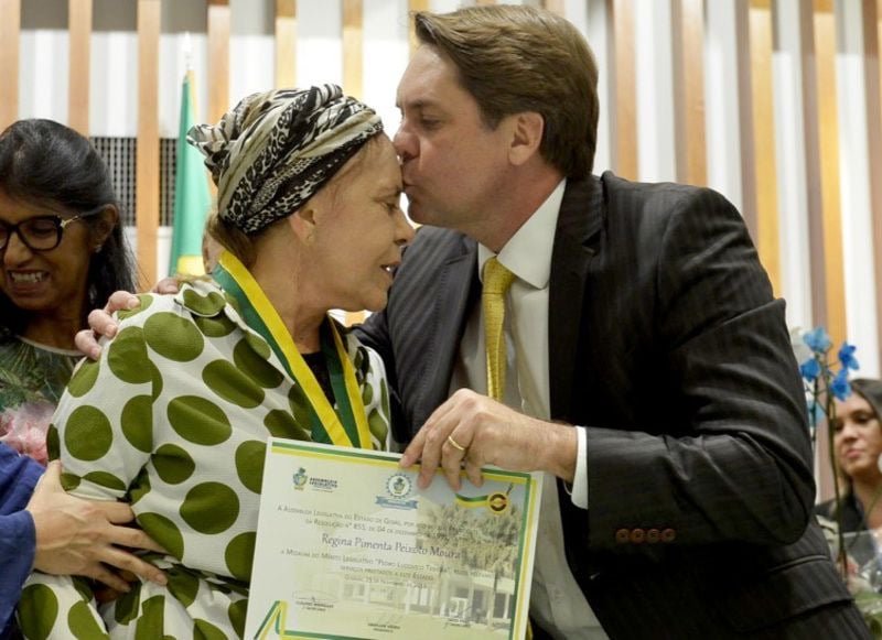proposta-homenageia-mae-do-deputado-bruno-peixoto,-com-nome-de-colegio-estadual-em-goiania 